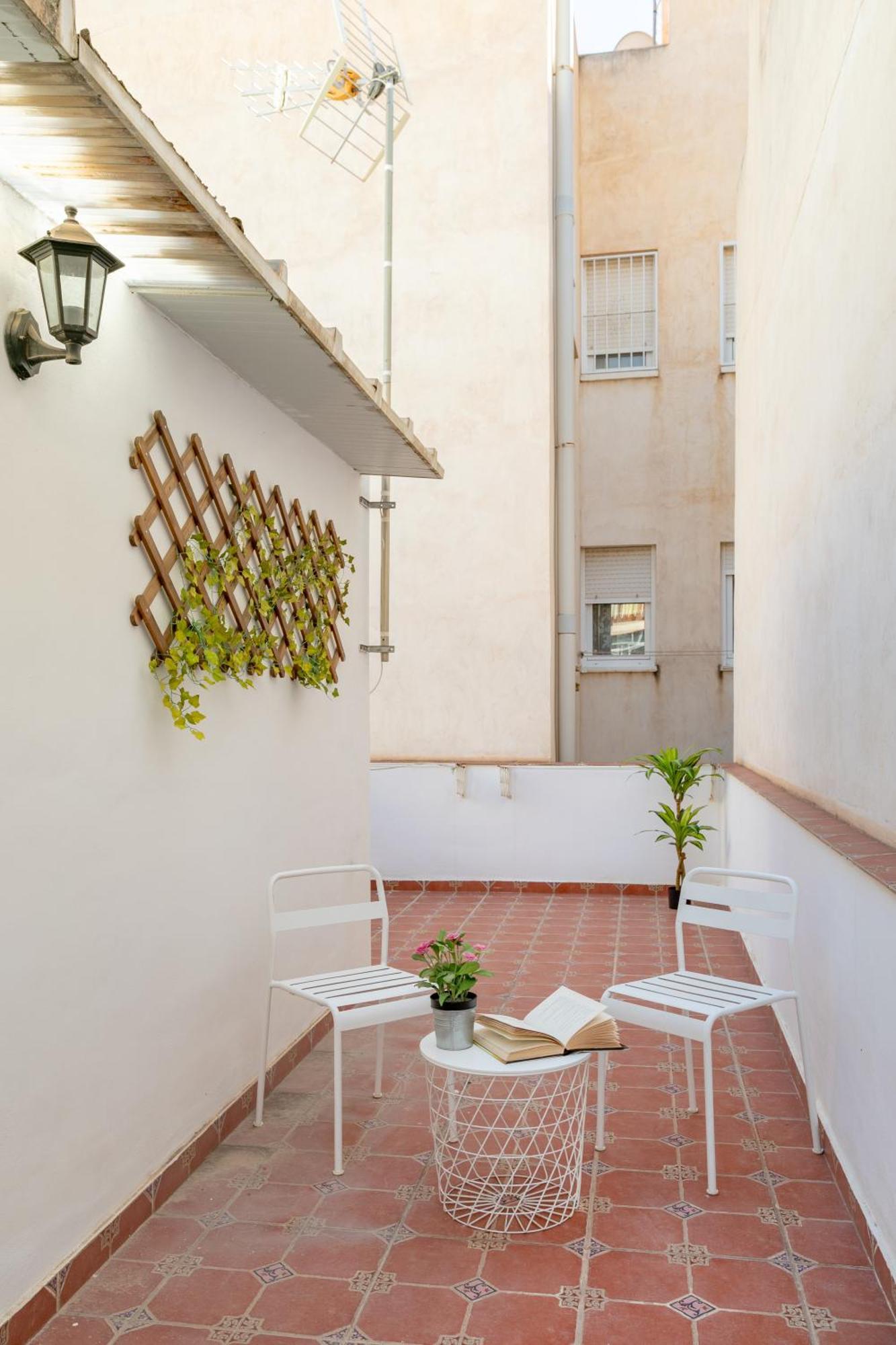 Apartamentos Centricos De San Leandro Аликанте Екстериор снимка