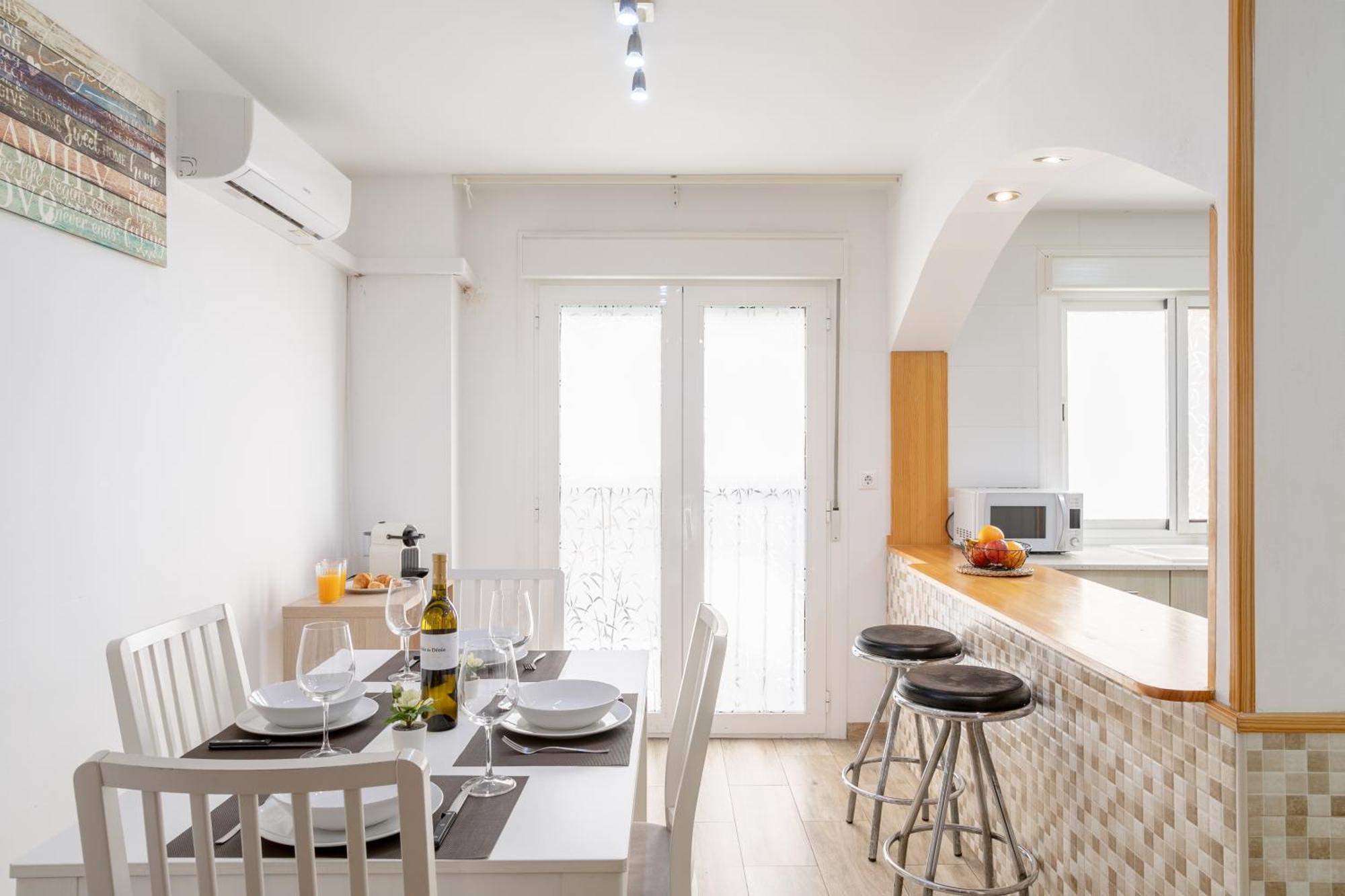 Apartamentos Centricos De San Leandro Аликанте Екстериор снимка