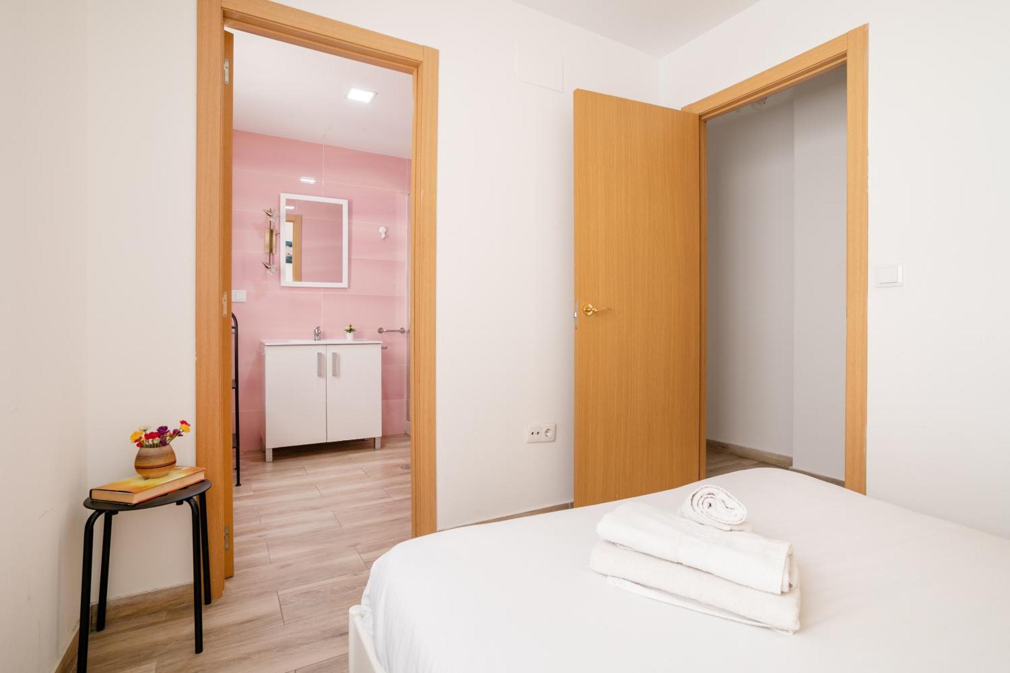 Apartamentos Centricos De San Leandro Аликанте Екстериор снимка